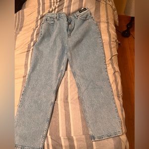 Brand new never worn Abercrombie jeans